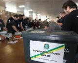 Quase 1 milhão de brasileiros no exterior poderão votar nas eleições