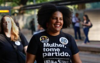 Samara Martins propõe dobrar salário mínimo e instituir escala 4x3