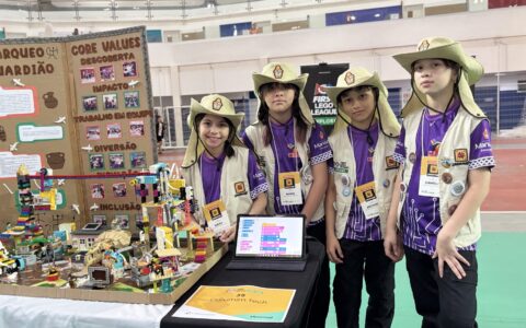 Alunos de Manaus conquistam prêmio de inovação em festival nacional de robótica
