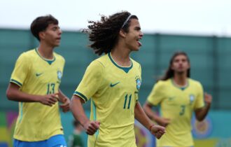 Brasil faz 7 a 2 na Irlanda e avança no Mundial Sub-15