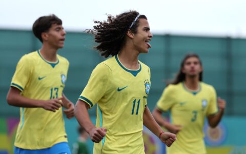 Brasil faz 7 a 2 na Irlanda e avança no Mundial Sub-15