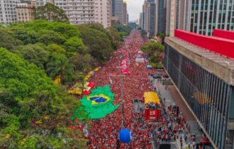 Campanha de Lula aciona TSE após post falso sobre comício na Paulista