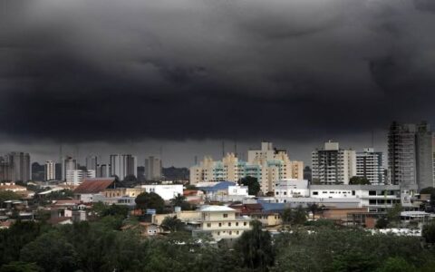 Chuva melhora qualidade do ar em Manaus, mas fumaça ainda representa risco à saúde