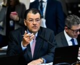 Eduardo Braga apoia projeto que aumenta limite do MEI e perdoa dívidas