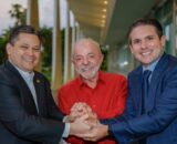 Davi Alcolumbre e Hugo Motta visitam presidente Lula