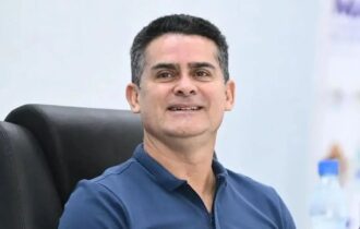 David Almeida comemora aprovação do fim da escala 6x1 no Senado