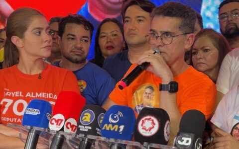 David promete 20 tomógrafos e 20 ressonâncias para o interior do AM