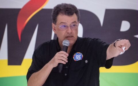 Eduardo Braga cobra prevenção e ações do Governo do Amazonas para combater queimadas no estado