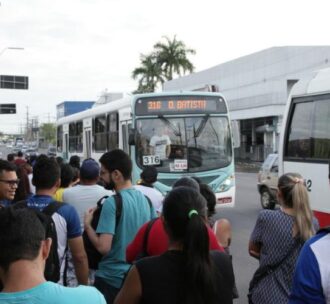 Eleitores do Amazonas terão transporte gratuito no 2º turno; veja regras e como consultar local de votação