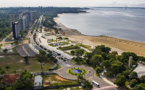 Esgoto em condomínio na Ponta Negra é investigado