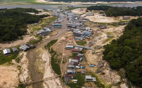 Estiagem afeta mais de 100 mil famílias no Amazonas e deixa 40 municípios em emergência