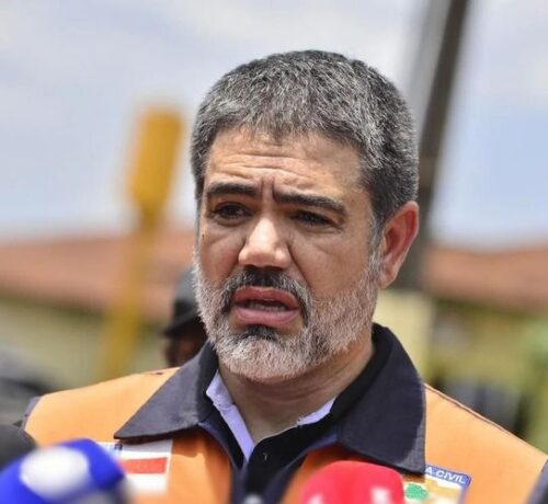 Ex-chefe da Defesa Civil deixa cargo em meio à crise climática no AM
