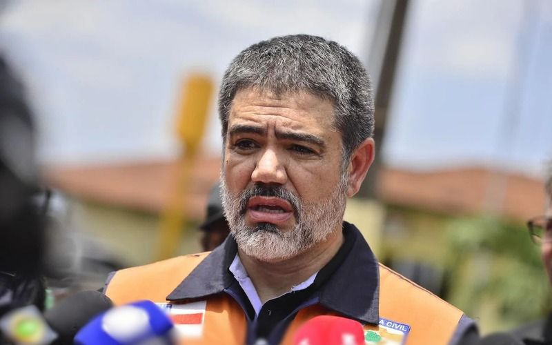 Ex-chefe da Defesa Civil deixa cargo em meio à crise climática no AM