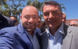 Fausto Jr. declara apoio a Flávio Bolsonaro no 2º turno