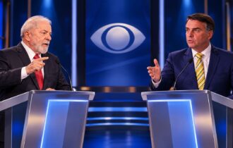 Flávio Bolsonaro confirma presença em debate com Lula na Band neste domingo