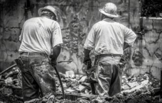 Jornada de trabalho no Brasil: do passado ao fim da 6x1