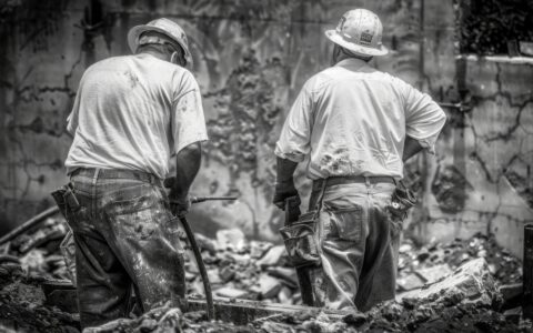 Jornada de trabalho no Brasil: do passado ao fim da 6x1