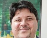 Jornalista brasileiro crítico a Milei é deportado da Argentina