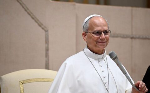 Papa está internado para retirada de nódulo no pulmão