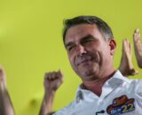 Podemos oficializa apoio a Flávio Bolsonaro no segundo turno
