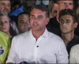 Passaportes de Flávio Bolsonaro são cancelados pela PF