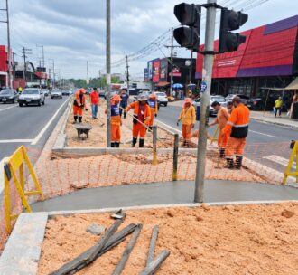 Prefeitura de Manaus avança em obra de novo retorno na Torquato Tapajós para facilitar acesso ao Parque São Pedro