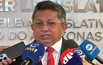 Prestes a deixar a Aleam, Sinésio Campos evita antecipar cargo no governo Omar