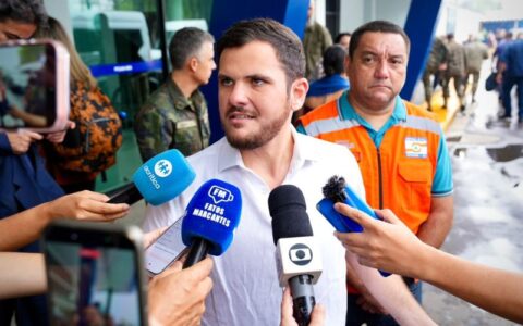 Renato Junior parabeniza Lula pela reeleição