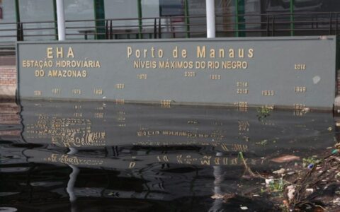 Rio Negro fica abaixo de 18 metros em Manaus