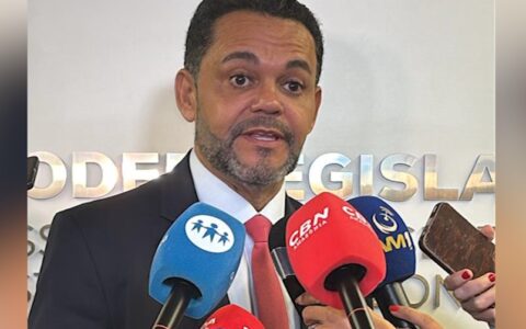 Rozenha cobra Roberto Cidade por mais de R$ 350 milhões em emendas parlamentares