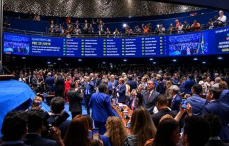 Senado aprova fim da escala 6x1 por 75 votos favoráveis e 1 contra