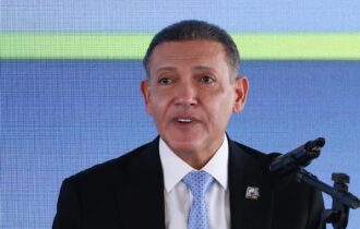 TSE nega denúncia de Flávio sobre sala-cofre