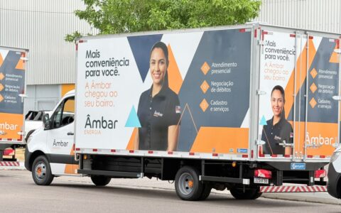 Unidade móvel da Âmbar Energia atende 10 bairros de Manaus