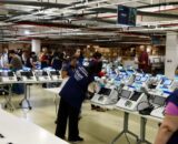 TRE-AM inicia distribuição de urnas para eleição deste domingo em Manaus